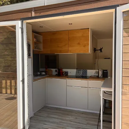 Mobilhome Dans Ecrin De Verdure *