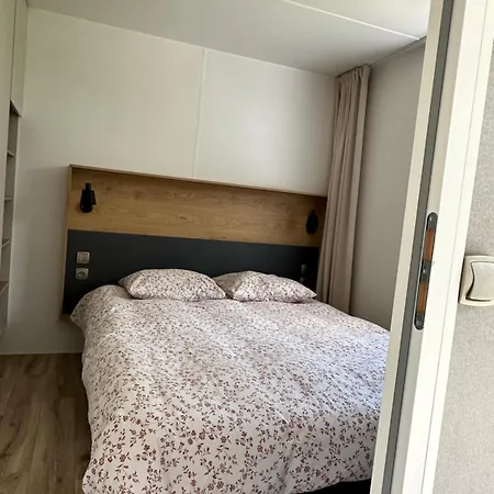 Mobilhome Dans Ecrin De Verdure Greffeil